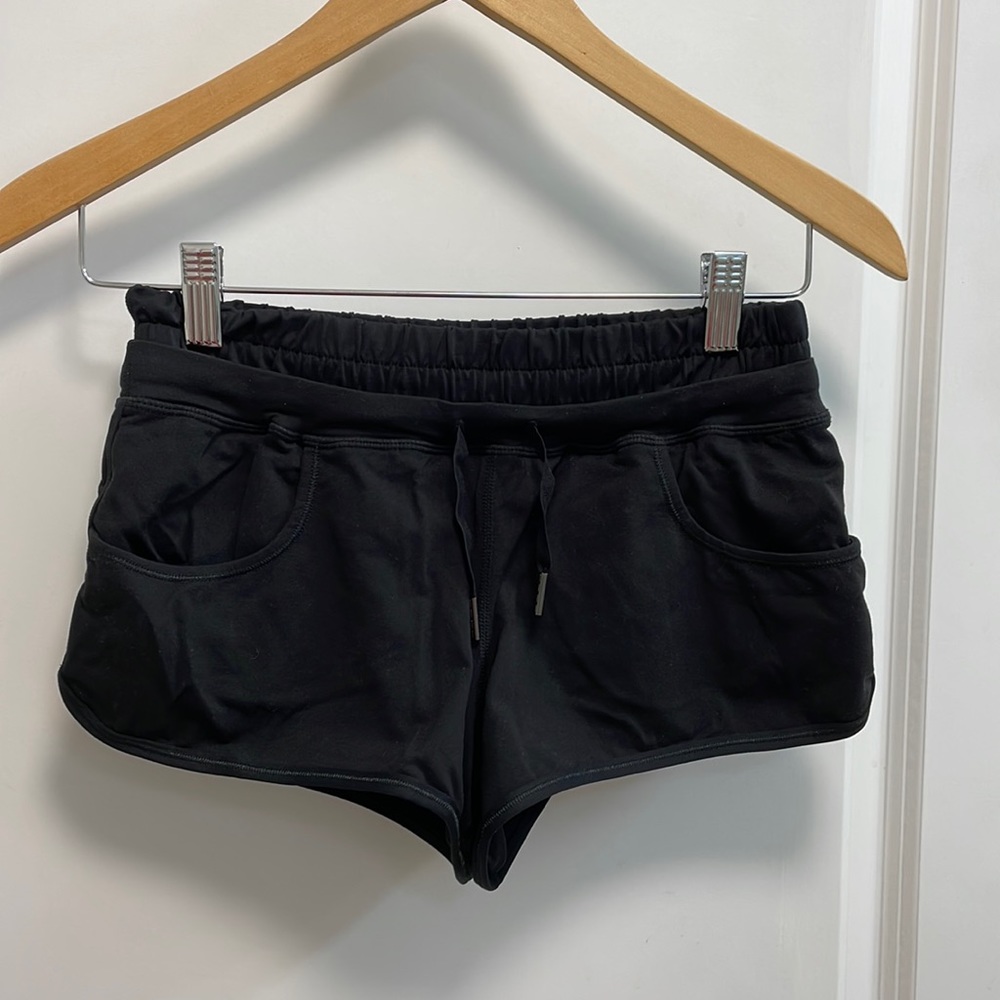 LULULEMON RUNNING SHORTS